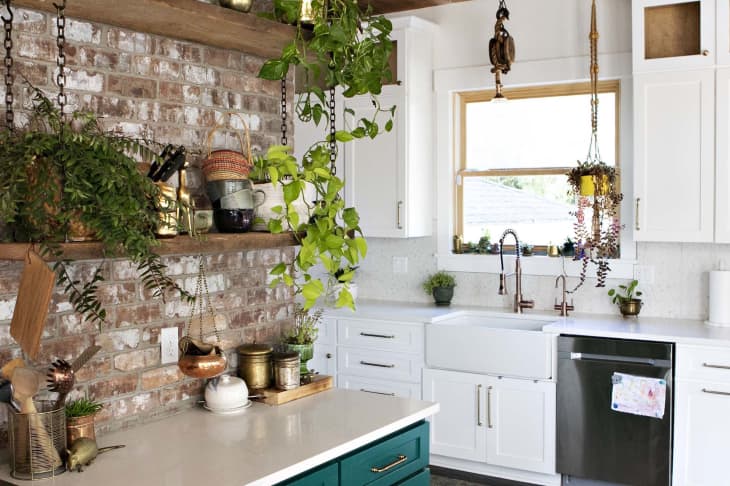 At_house-tours_archive_erin-tole_749337cc8820c2088675ab96d78288921fe61eb6