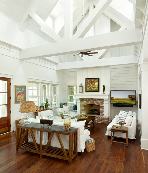 Beach-style-living-room-1