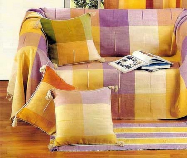 Beautiful-colorful-sofa-cover-warm-colors