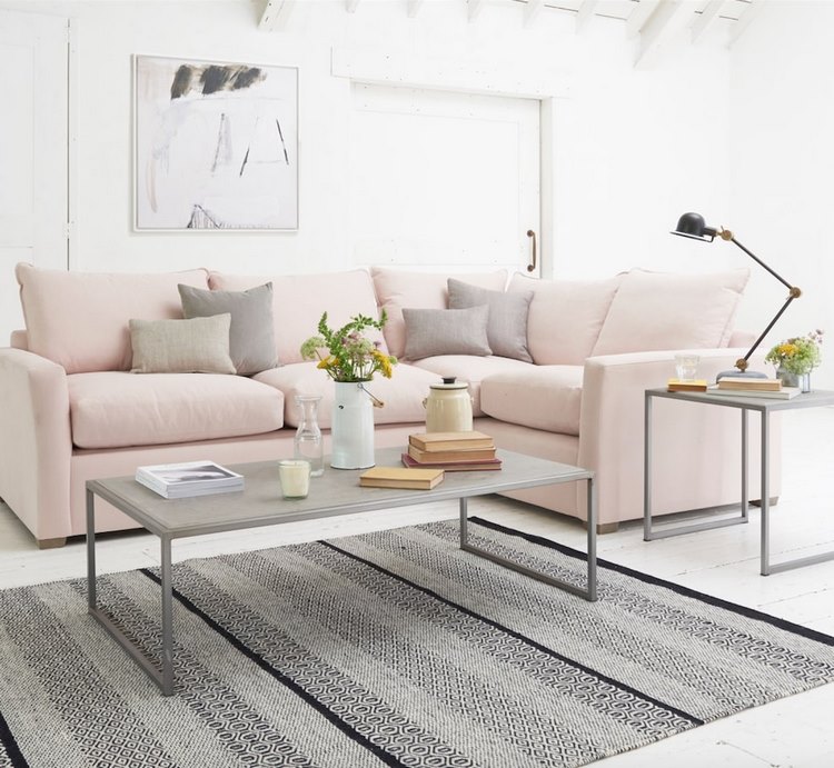 Blush-pink-and-gray-color-scheme-living-room-design-ideas