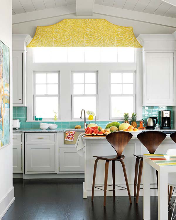 Bright-colorful-summer-house5