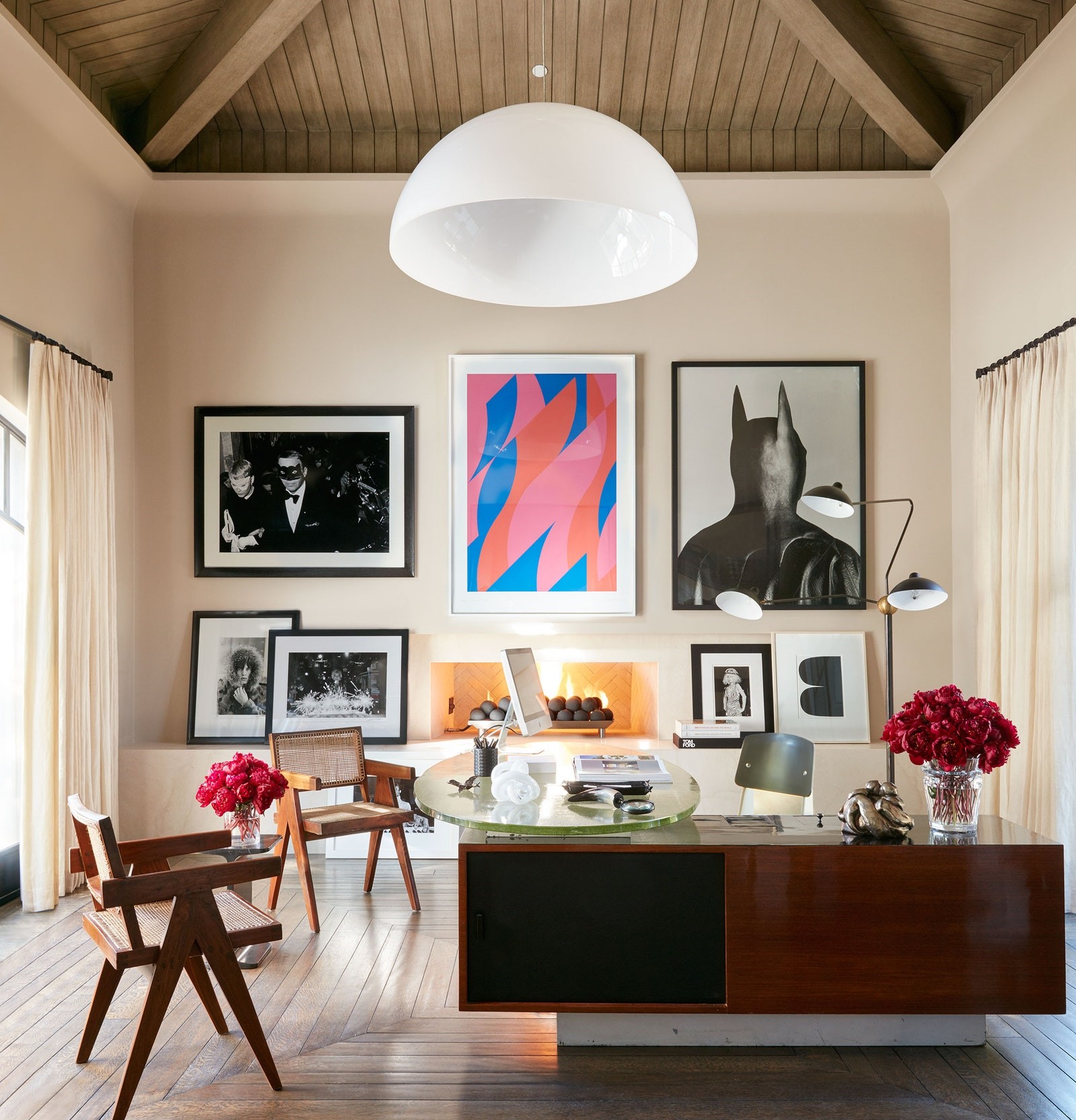 Chandigarh-chair-217-rd_kardashian_6403_f