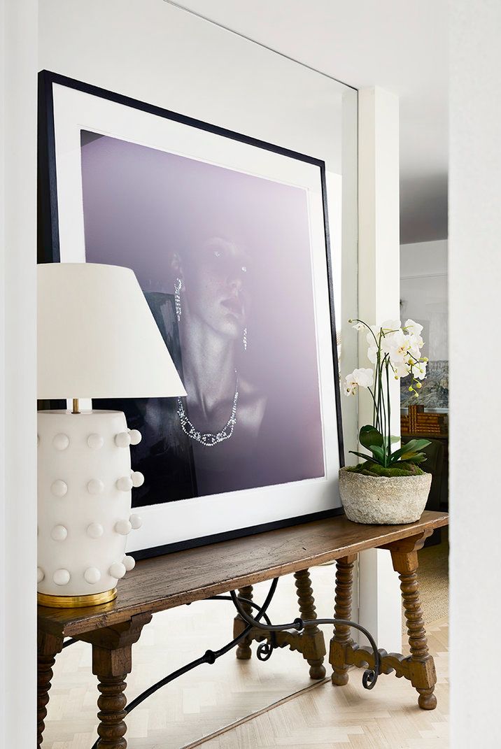 Console-table-decorating-ideas-monomeath-ave-02-1598388538