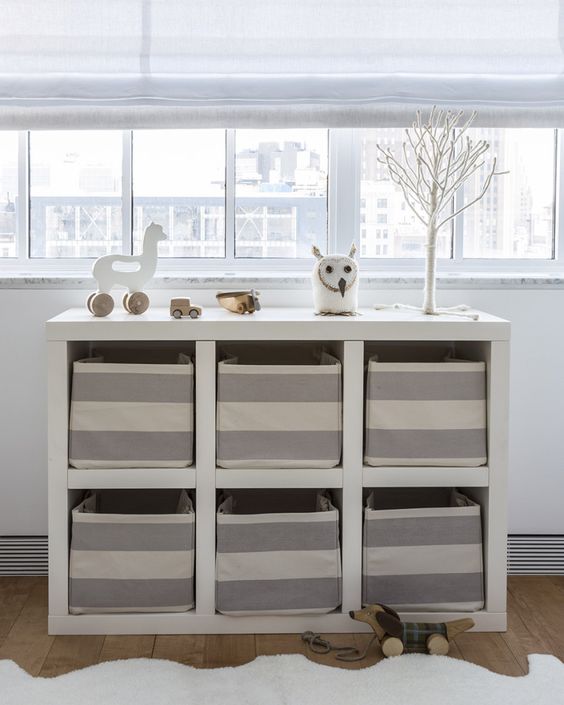 Cute-yet-practical-nursery-organization-ideas-19