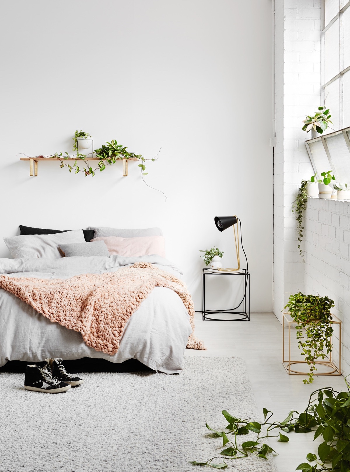 Green-bedroom