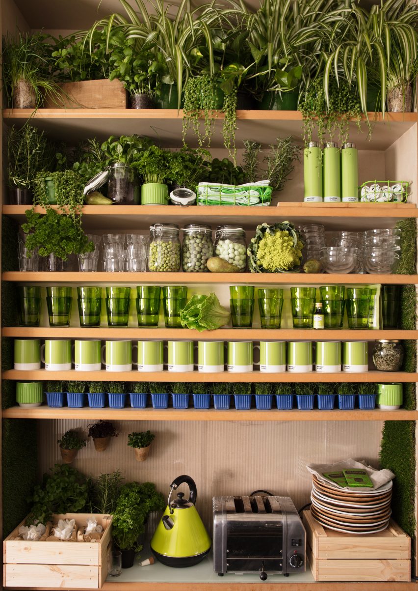 Greenery-apartment-installation-airbnb-pantone-design_dezeen_2364_col_8-852x1203-1