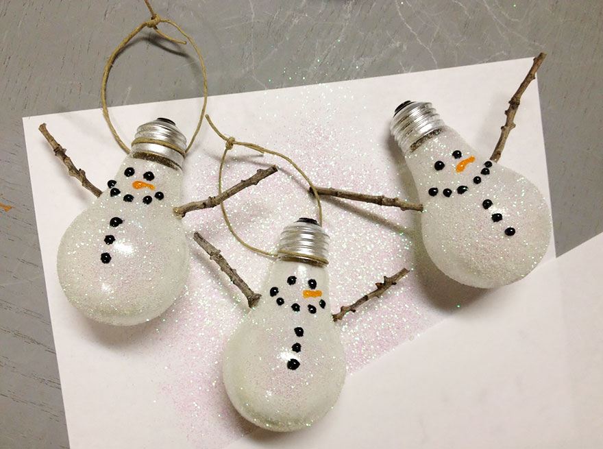 Ideas-for-recycling-light-bulbs-6__880