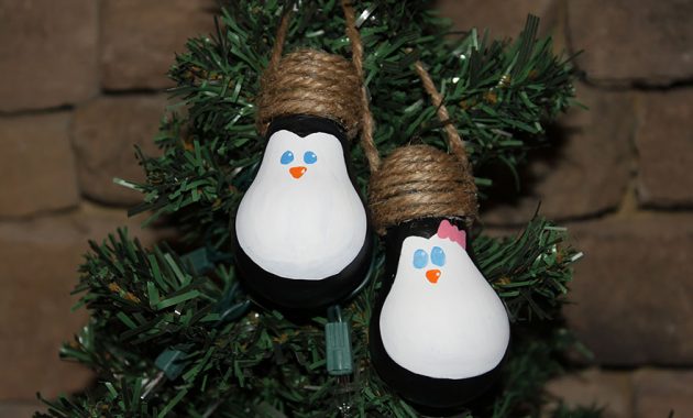 Ideas-for-recycling-light-bulbs-7__880