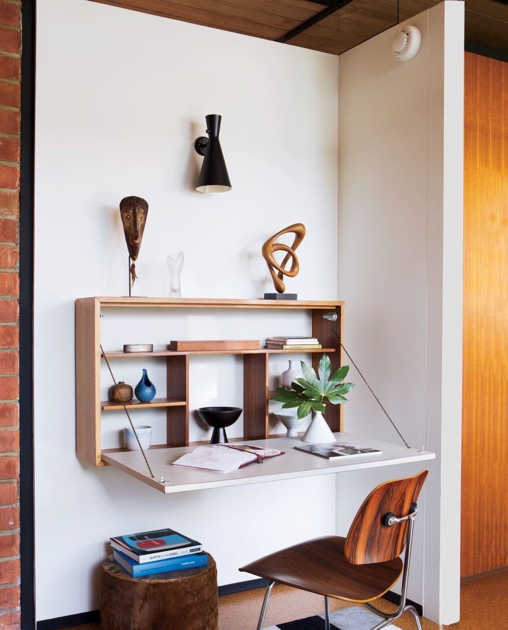 Modern-office-library-boyddesign-malibu-california-201106_1000-watermarked