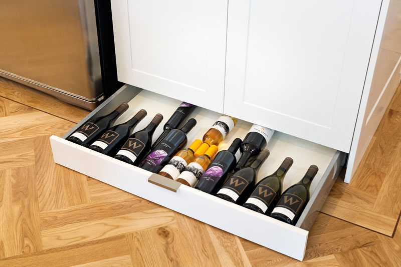 Modern-wine-storage-kitchen-drawer-home-decor-290517-232-02