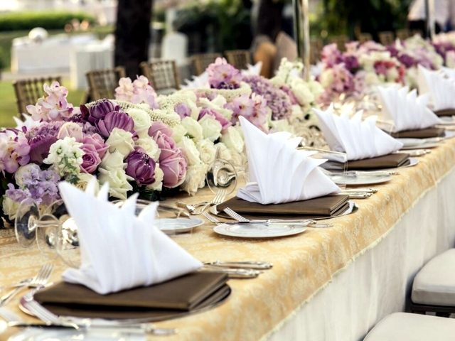 Napkin-folding-75-summer-ideas-for-table-decoration-0-473