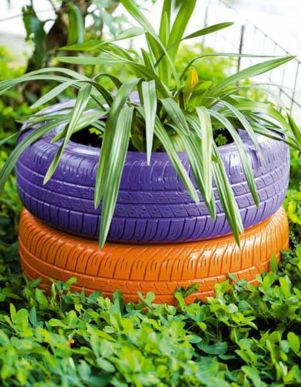 Natural-tire-garden-decoration