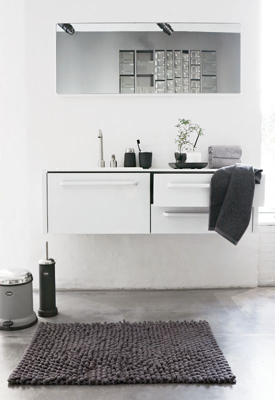 Stylish-and-laconic-minimalist-bathroom-decor-ideas-16