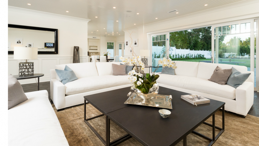10-living-room-sofa-ideas-meridith-baer-home-la-living-room2
