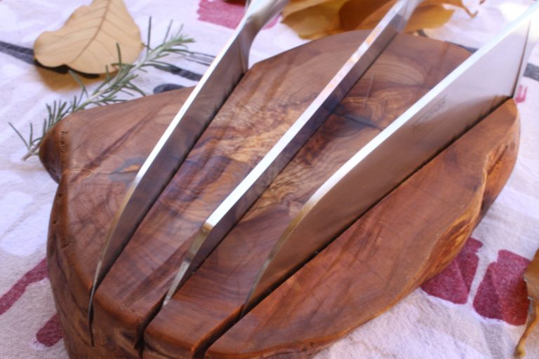 16-cool-handmade-knife-rack-designs-to-update-your-kitchen-with-12-768x512-1