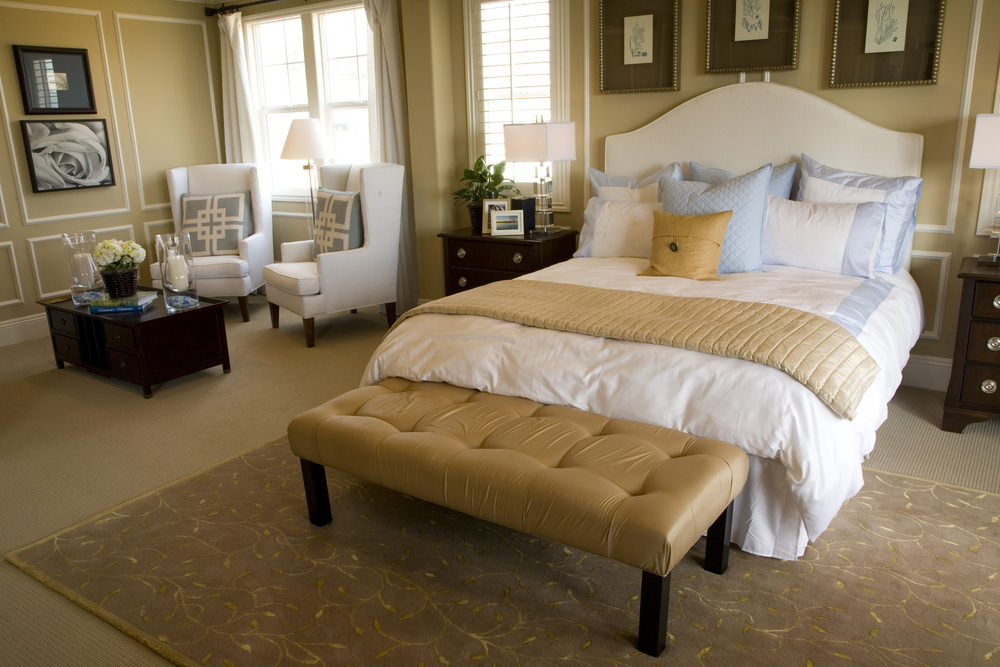 4-master-bedroom-sitting-area