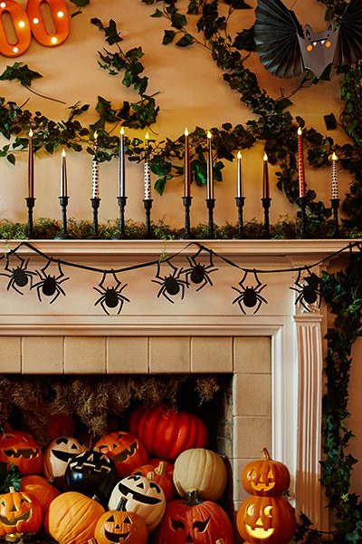 50-great-halloween-mantel-decorating-ideas-13