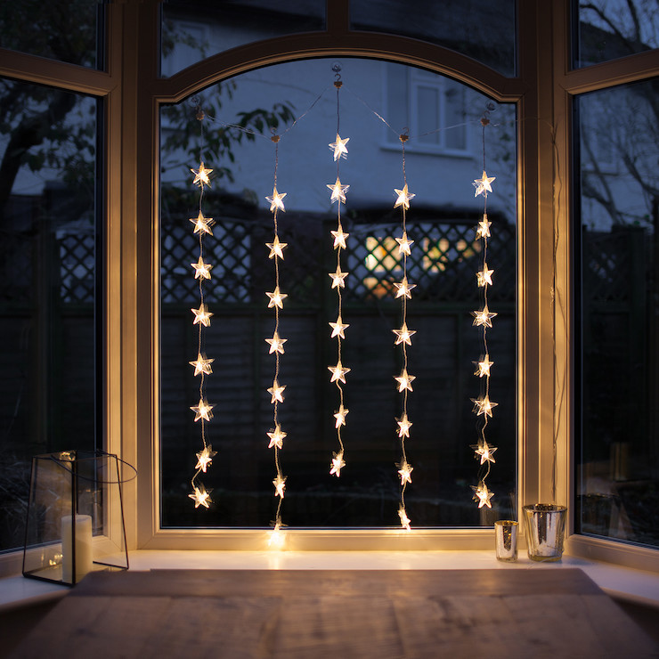 Christmas-window-lights-decoration-ideas-23
