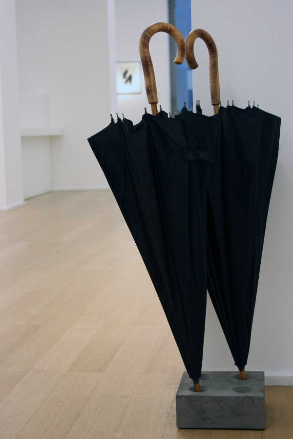 Concrete-umbrella-stand