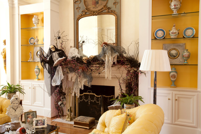 Fireplace-with-halloween-skulls-skeletons-and-branches-768x512-1