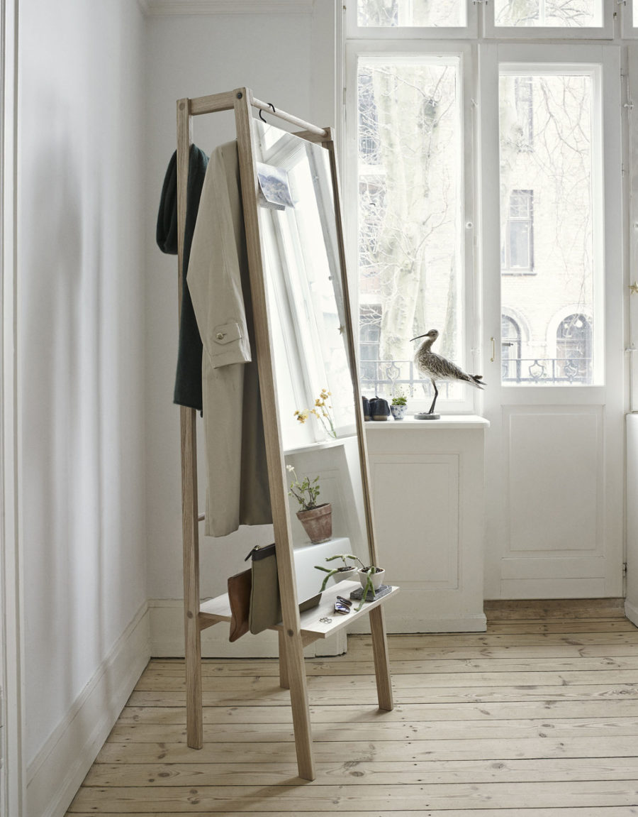 Free-standing-mirror-with-storage-900x1151-1