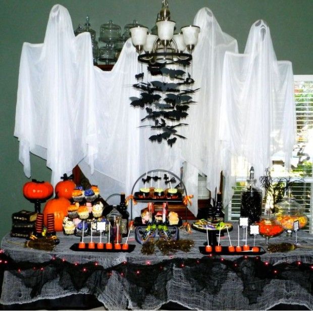 Halloween-table-decoration-9