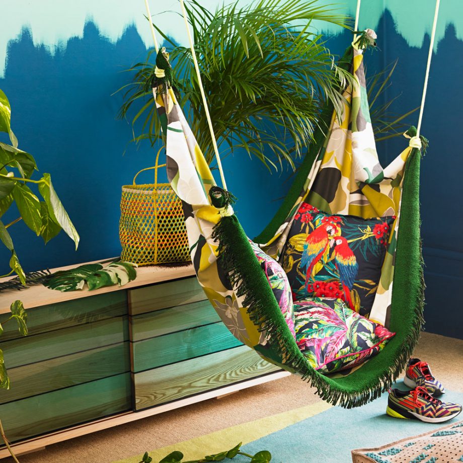 Modern-ethnic-bedroom-corner-with-indoor-hammock-920x920-1