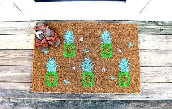 Pineapple-doormat-600x388-1