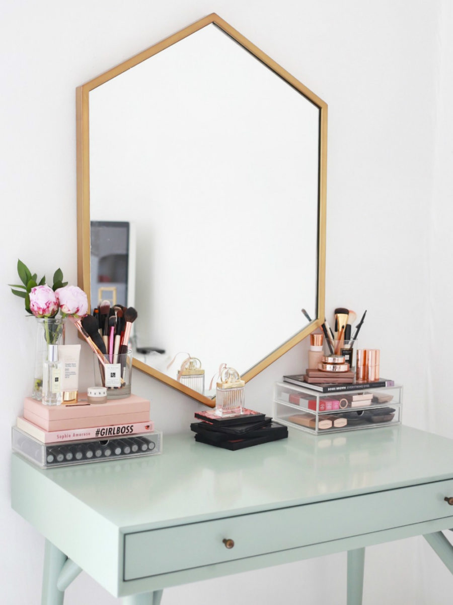Rhomboid-vanity-mirror-900x1200-1