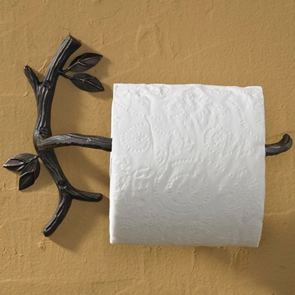 Rustic-tree-branch-toilet-paper-holder