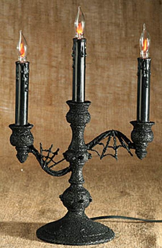 Spooky-halloween-lighting-candles-decoration-ideas-_61