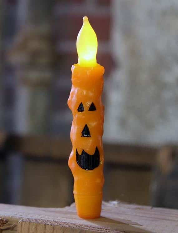 Spooky-halloween-lighting-candles-decoration-ideas-_78