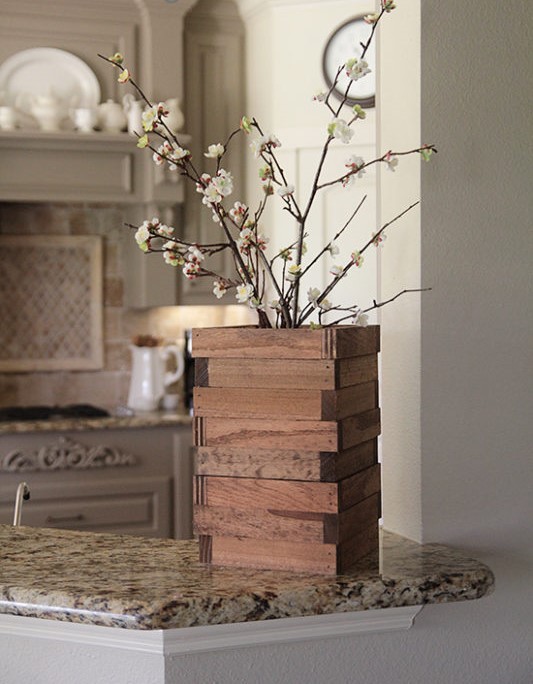 Wood-scrap-vase-533x800-1