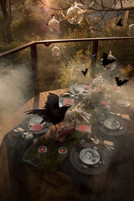 Awesome-outdoor-halloween-party-ideas-23