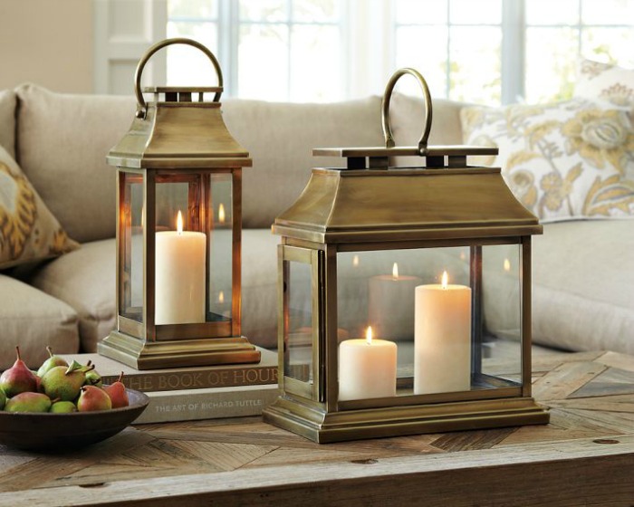 Brass-lanterns-coffee-table-decor