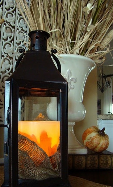 Fall-lanterns-for-outdoor-and-indoor-decor-39