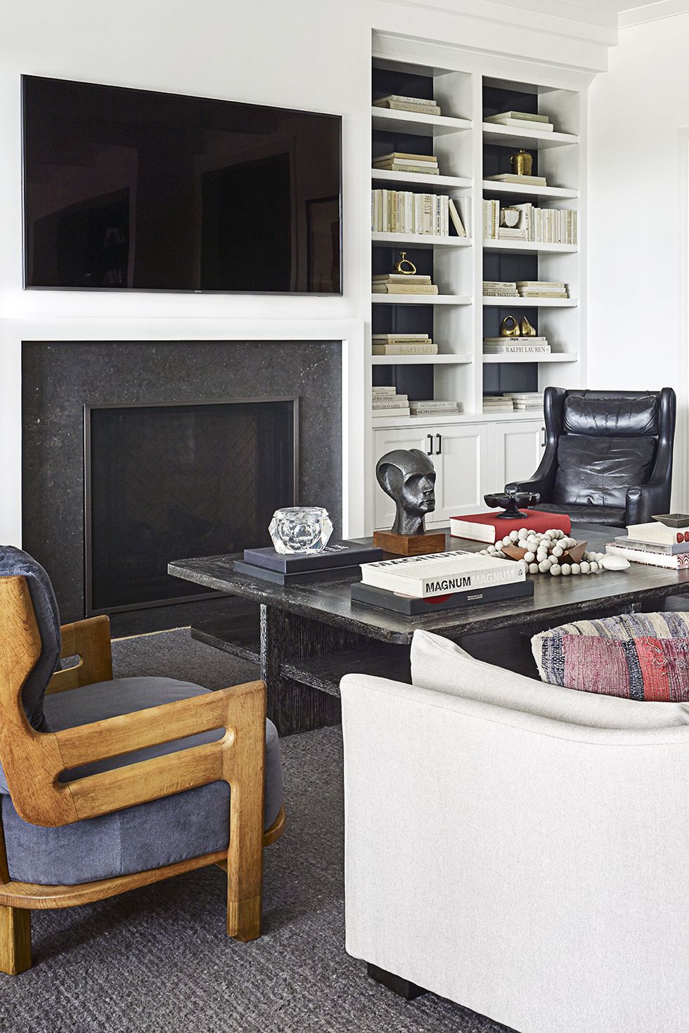 Family-first-living-room-books-1117