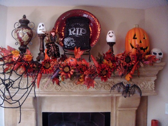 Halloween-mantel-decorating-ideas-27-554x415-1