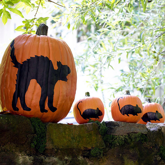 Halloween-pumpkins-painted-22-light-decoration-ideas-for-making-your-own-8-1402909769