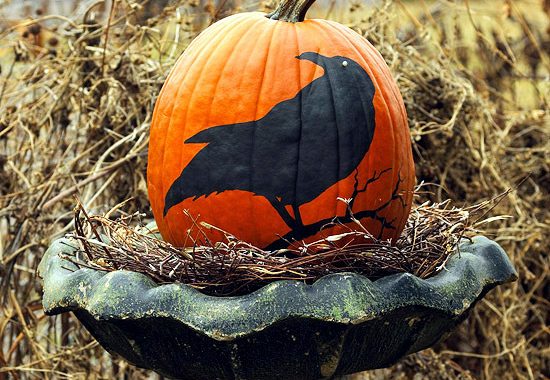 Halloween-pumpkins-painted-22-light-decoration-ideas-for-making-your-own-9-1402909769