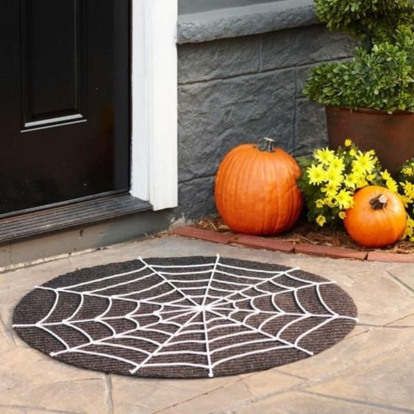 Halloween-theme-doormat-round-spider-web