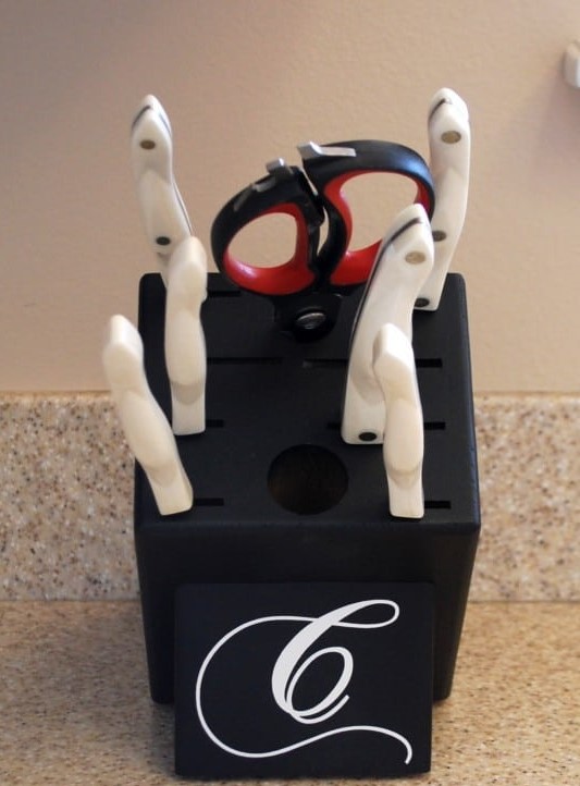 Knife-block-monogram-003-537x800-1