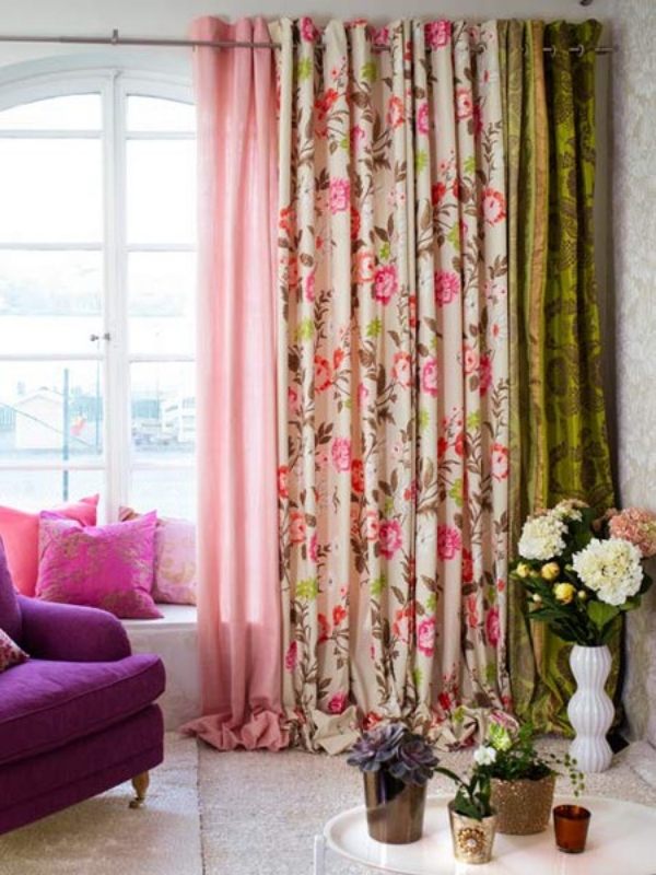 Living-room-curtains-ideas-pastel-colors-floral-design