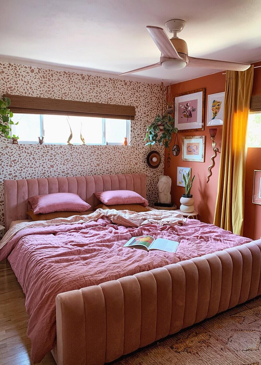 Pink-bedroom-cozy-colorful-bedroom-nordroom