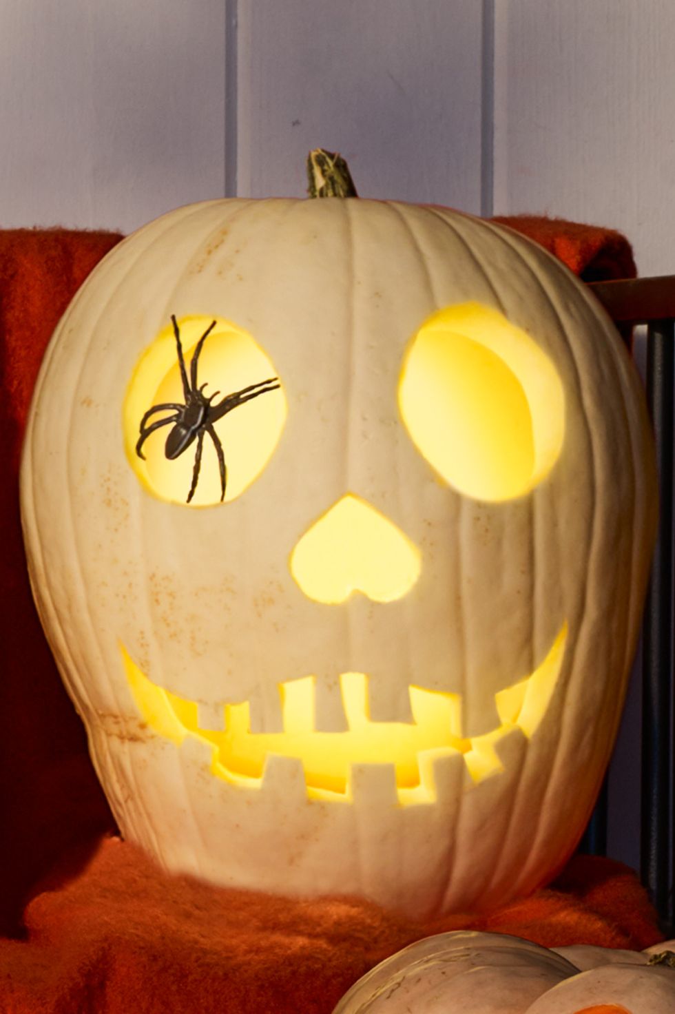 Pumpkin-carving-ideas-eye-spy-1538765374
