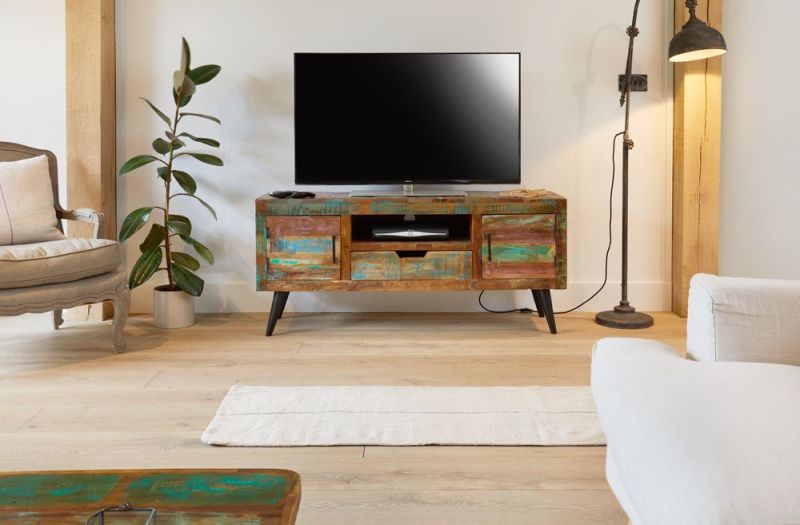 Reclaimed-wood-tv-stand