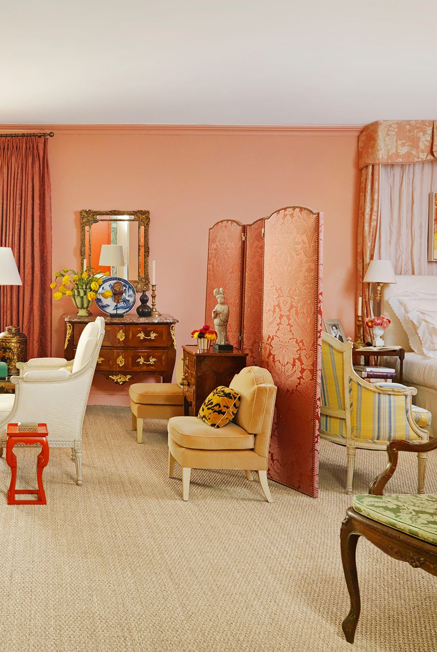 Studio-apartment-ideas-hbx060117sherwin07-1589569799