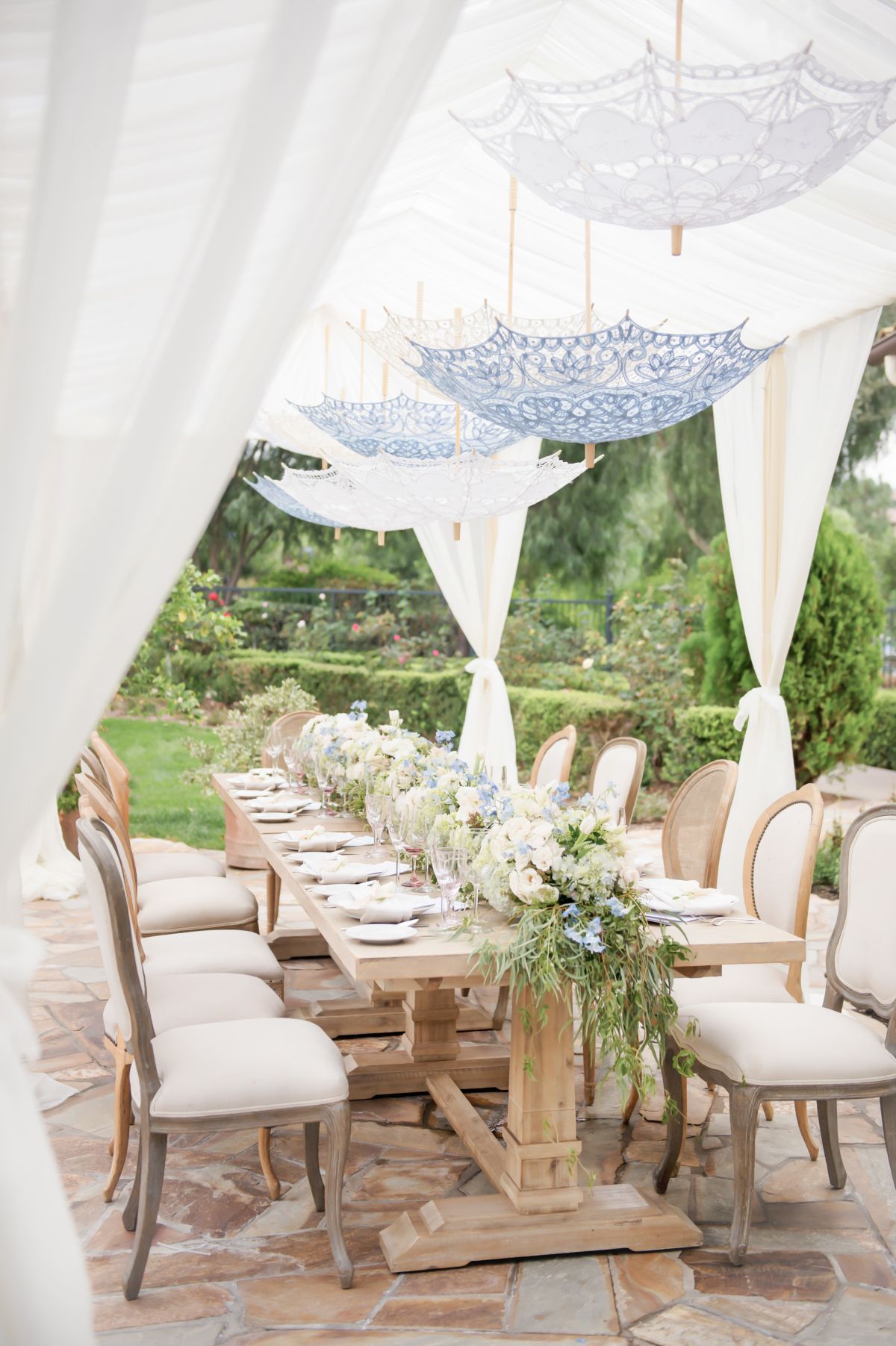 Using-umbrelas-as-decor