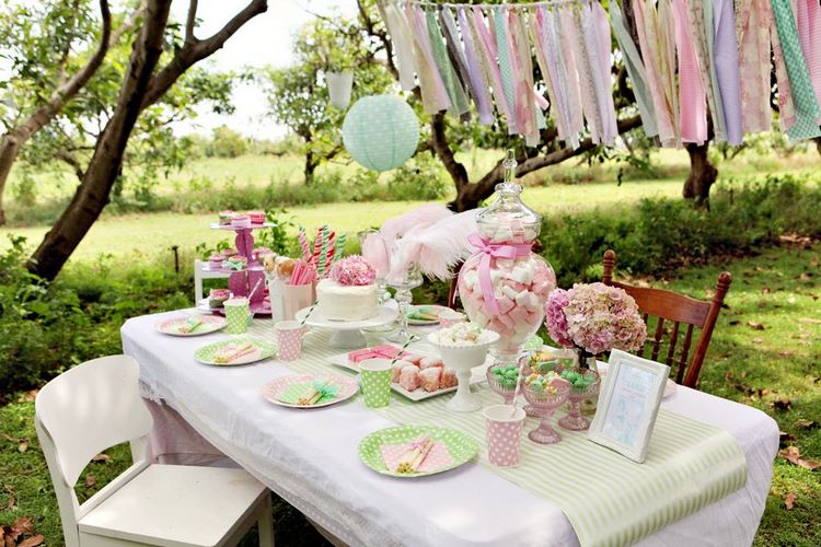 Vintage-style-garden-birthday-party-decor-ideas