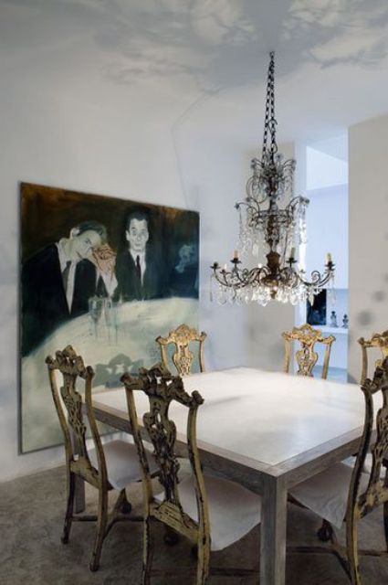 Ways-to-incorporate-antique-chairs-into-modern-decor-7